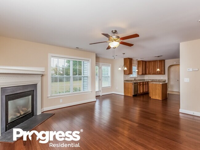 Building Photo - 601 Monterey Pine Dr