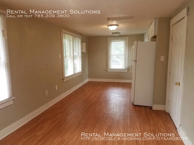 Foto del edificio - 1524 N Kansas Ave. - Studio