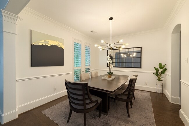 Foto del edificio - 9702 Caldwell Way