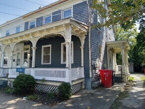 Building Photo - 55 Walnut St