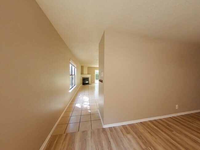 Foto del edificio - 7719 Allison Bluff