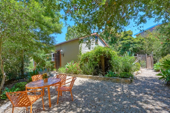 Building Photo - 20402 Elfin Forest Rd