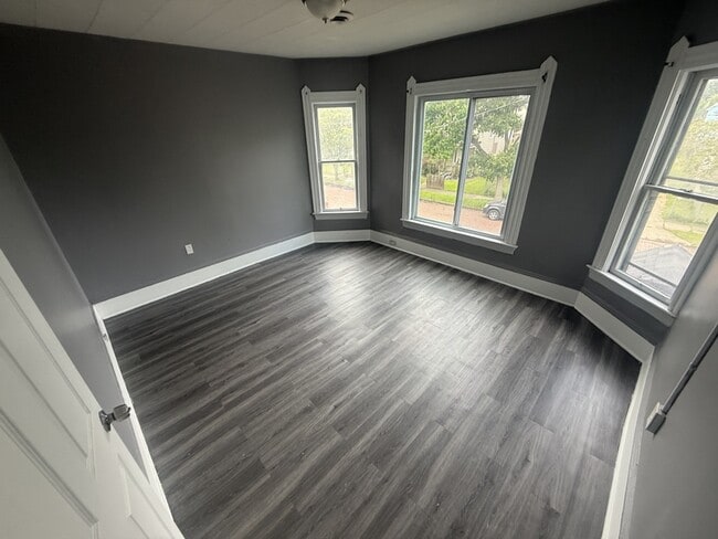 Building Photo - 2153 W 96th St