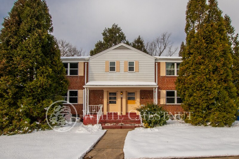 Primary Photo - 10 Dickinson Ave