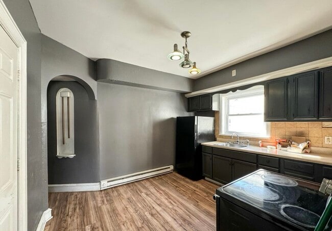 Foto del edificio - 232 W Oak St