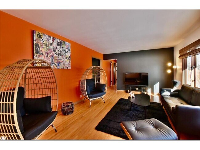 Foto del edificio - 239 Byrondale Ave