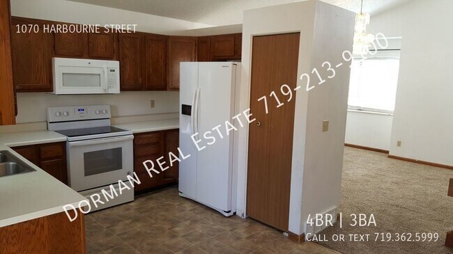 Foto del edificio - Tri level in Fountain Valley