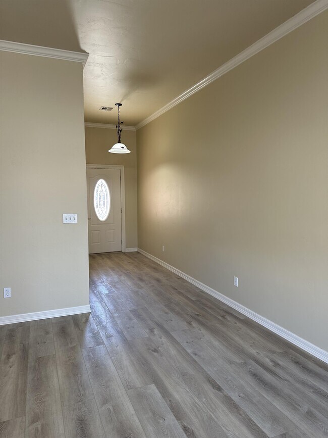 Foto del edificio - 4616 Alpine Pl