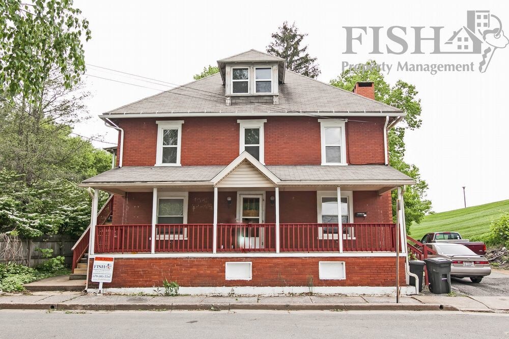 Primary Photo - 115 Mill St