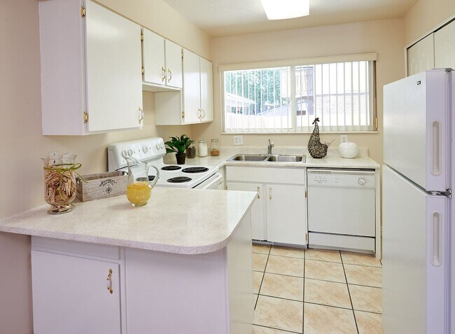 Foto del edificio - West Valley Duplex