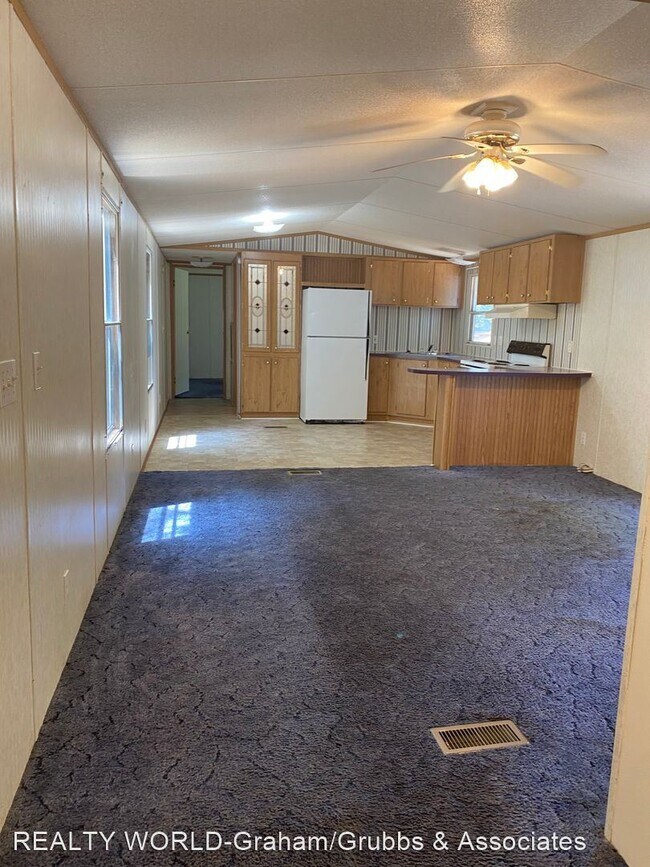 Building Photo - 2 br, 2 bath House - 21341 Crawford Lake Road