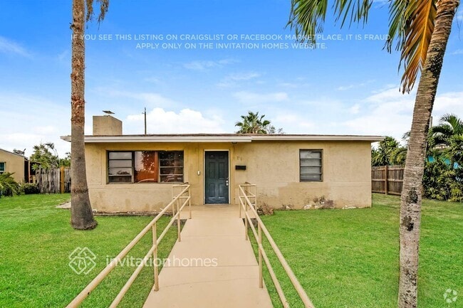 Building Photo - 725 Caddie Pl