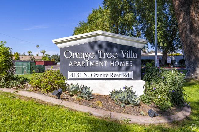 Foto del edificio - Orange Tree Villa Apartments