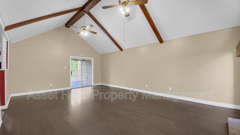 Foto del edificio - 1502 Todd Trail