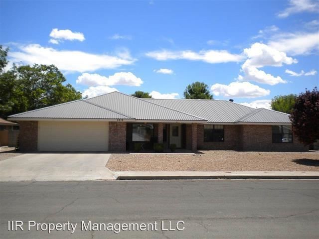 Primary Photo - 4 br, 2 bath House - 3019 N Mesa Verde St
