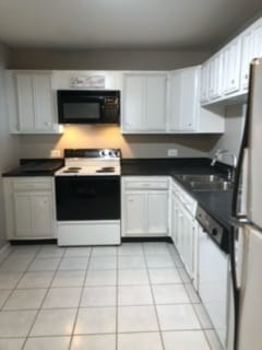 Foto del edificio - 1265 N Sterling Ave