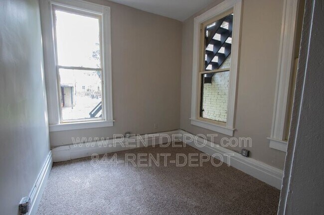 Foto del edificio - 800 SE 2nd St