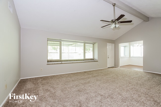 Building Photo - 16106 David Glen Dr