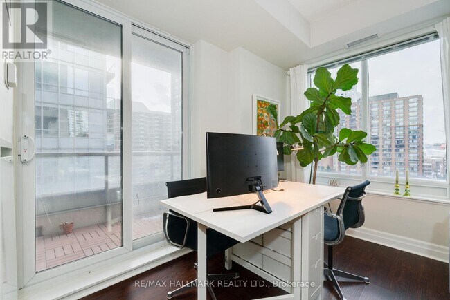 Photo du bâtiment - 35 Balmuto St