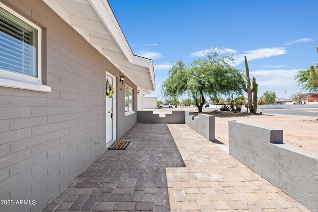 Foto del edificio - 10535 E Boulder Dr