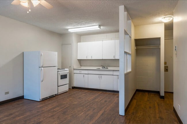 Building Photo - Arundel Apartments