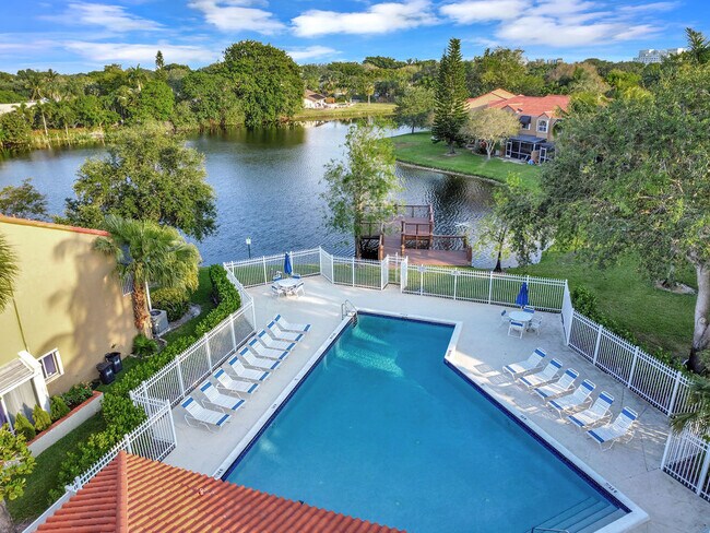 Foto del edificio - 7887 NW 7th Ct