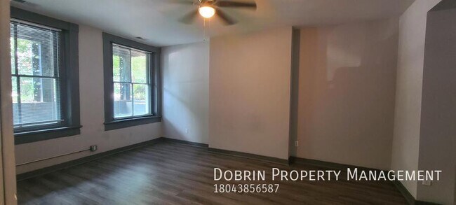 Building Photo - 106 E Clay St