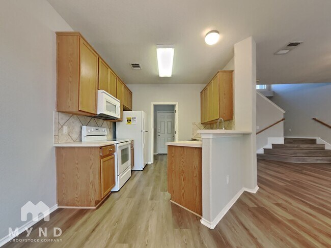 Foto del edificio - 2632 Century Park Blvd