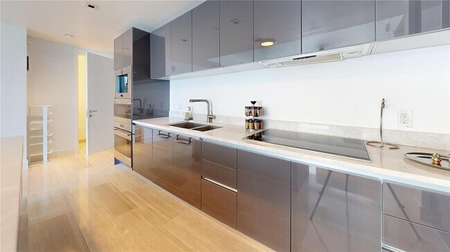 Foto del edificio - 1451 Brickell Ave
