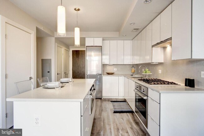 Foto del edificio - 1311 13th St NW