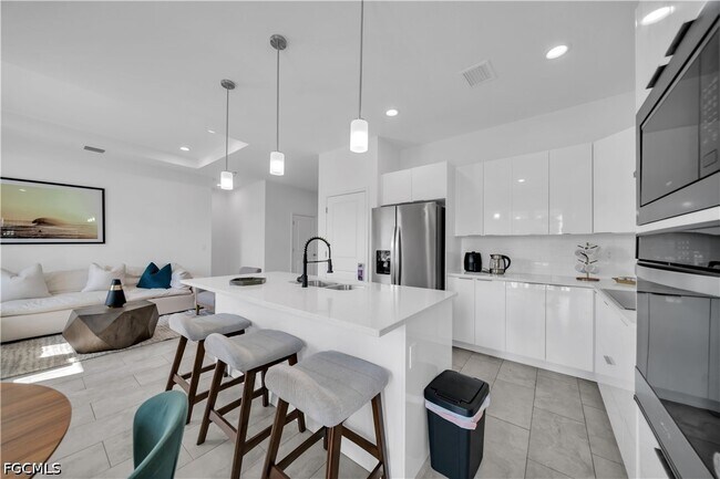 Foto del edificio - 1064 Calumet Cir