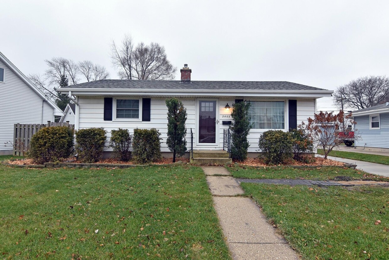 Foto principal - 2405 82nd St
