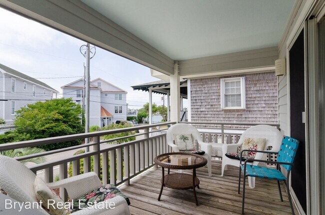 Building Photo - 3 br, 2 bath House - 22 West Oxford Street