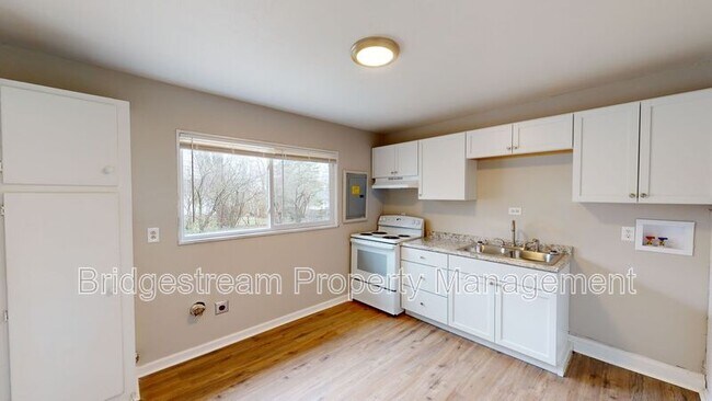 Foto del edificio - 4196 Melgrove Ave