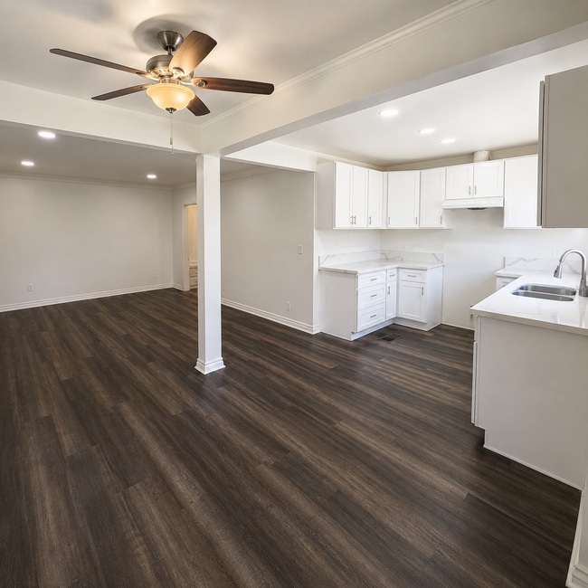Building Photo - FOR RENT | Spacious 3 Bedroom + Bonus Room Home | Only $2,000/Month!