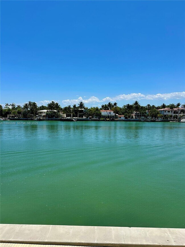 Building Photo - 6620 Indian Creek Dr