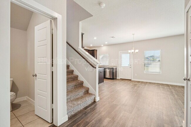 Building Photo - 15015 Costa Leon