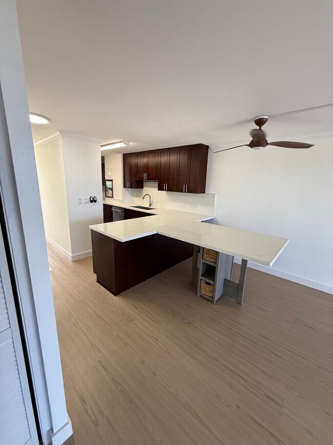 Foto del edificio - 4300 Waialae Ave