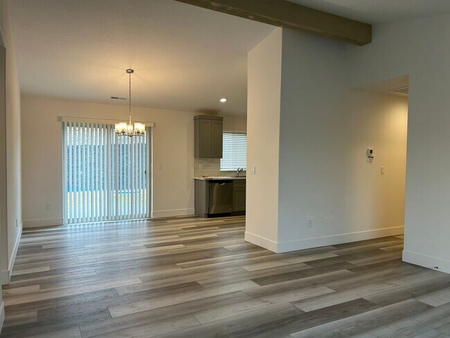 Foto del edificio - Brand New Ranch-Style House in South Kenne...