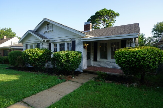 Building Photo - 1028 41st Street Ensley