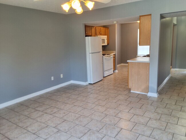 Building Photo - 179 POINTER'S COURT