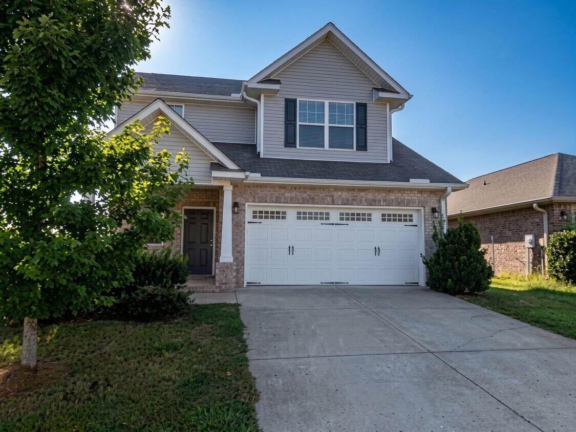 Building Photo - 102 Daymark Dr