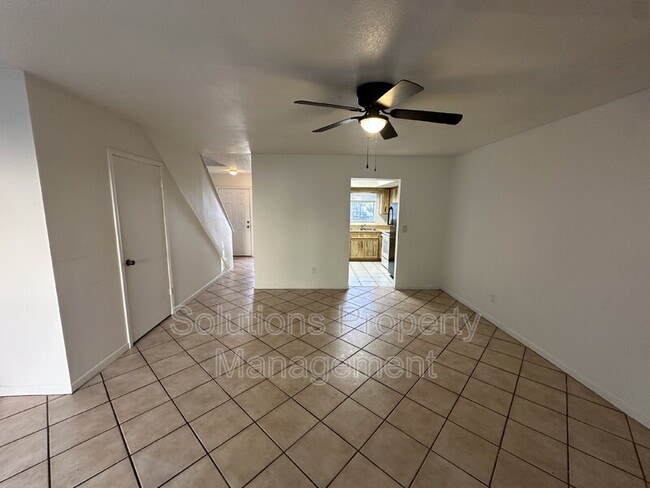 Foto del edificio - 1136 Steven Patrick Ave