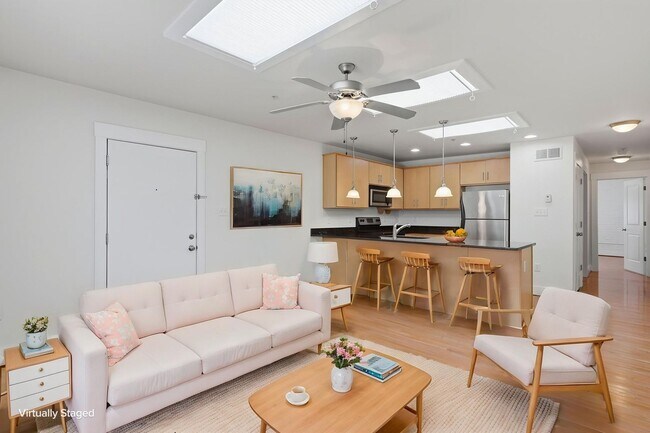 Foto del edificio - Cool 1 bedroom condo in the heart of the Fan District