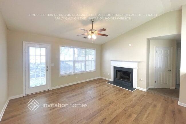 Building Photo - 122 Greystone Cir