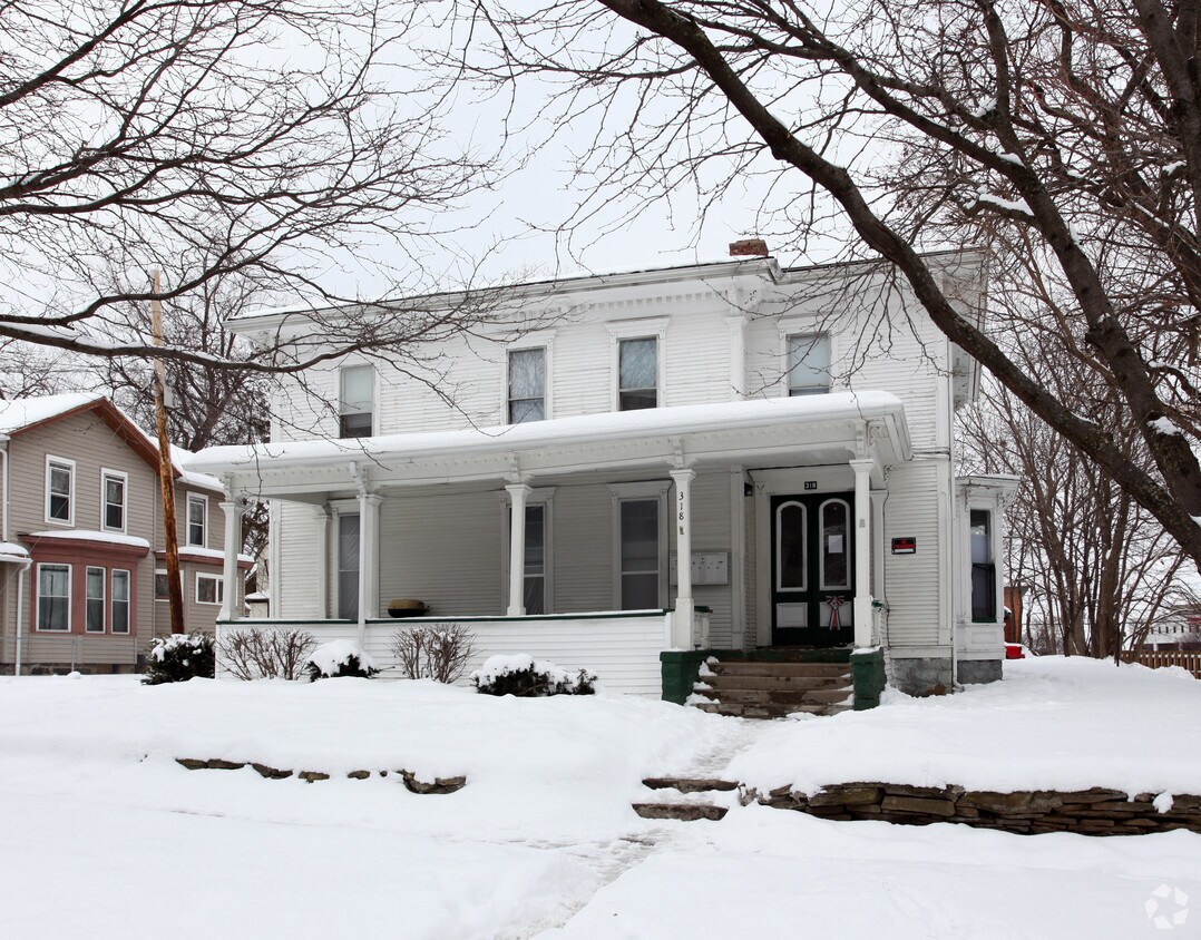 Building Photo - 318 W Wesley St