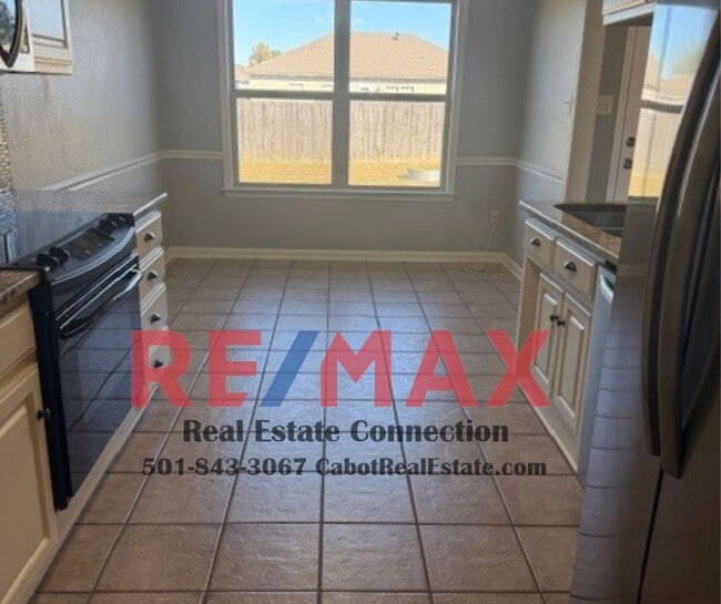 Foto del edificio - Sorry No Smoking and Pets Permitted with Restrictions