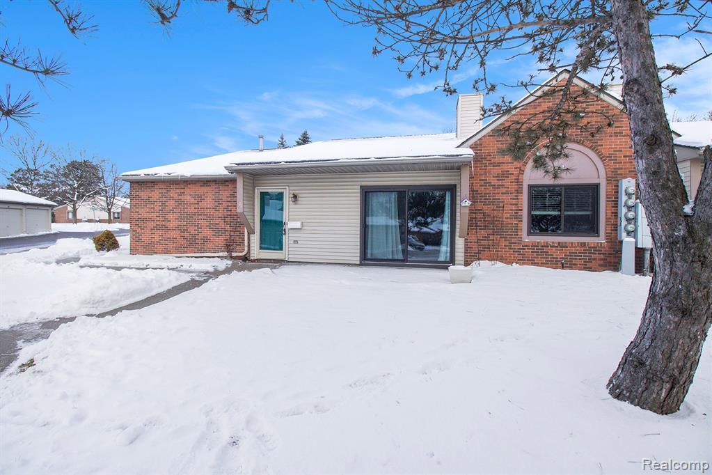 402 Water Tower Cir, Brighton, MI 48116 Condo for Rent in Brighton