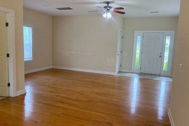 Foto del edificio - 1032 Lake Norman Ln