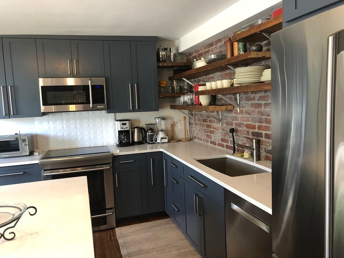 Foto principal - 17 Everett Street, Unit 1